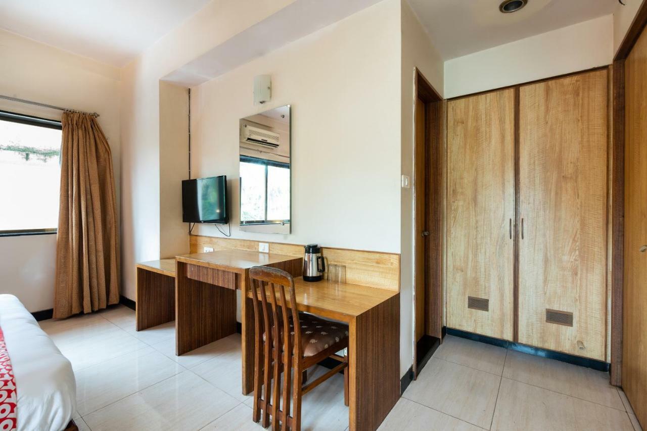 Oyo 44695 Hotel Mango Sawantwadi Extérieur photo