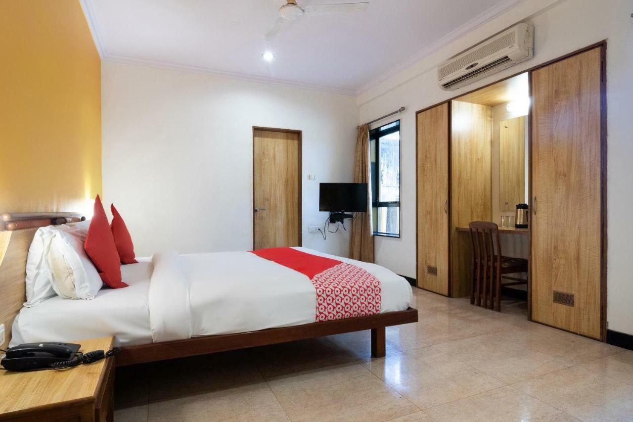 Oyo 44695 Hotel Mango Sawantwadi Extérieur photo