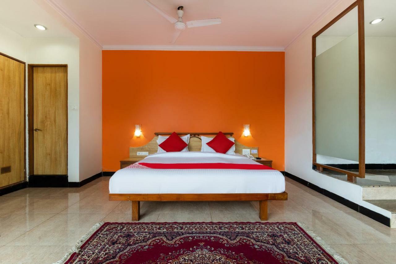 Oyo 44695 Hotel Mango Sawantwadi Extérieur photo