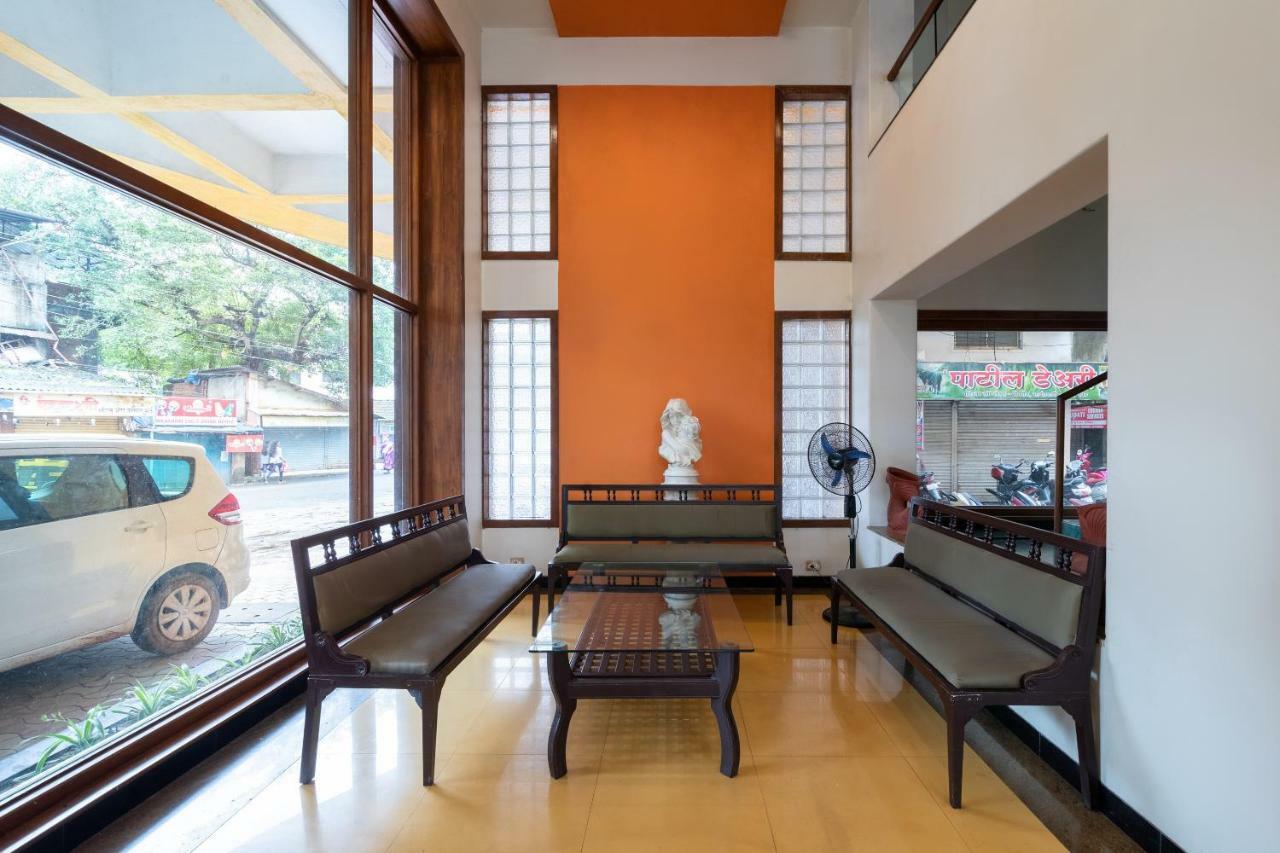 Oyo 44695 Hotel Mango Sawantwadi Extérieur photo